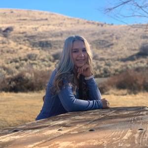 Meet your Posher, Nikki